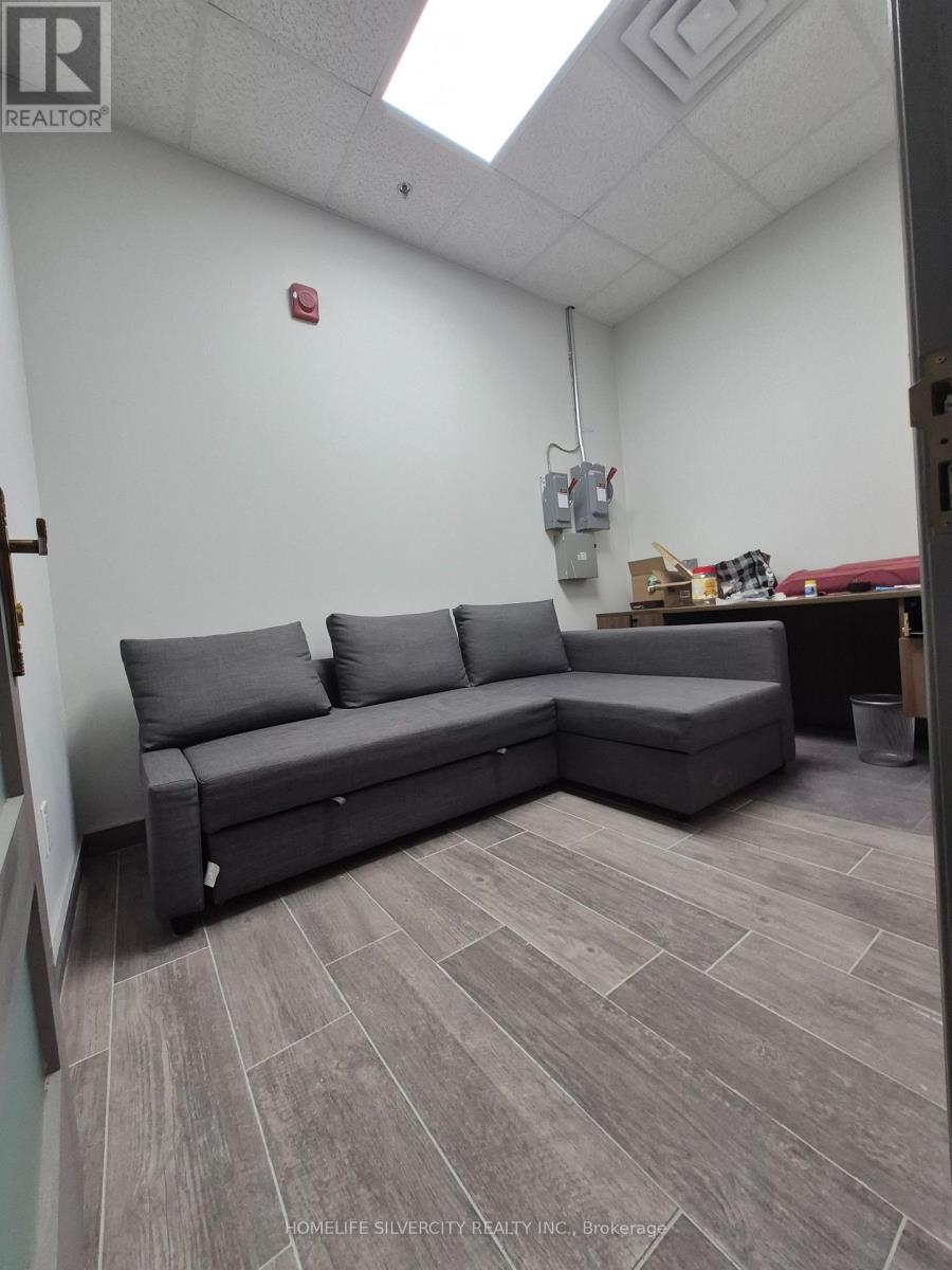 218 - 20 Maritime Ontario Boulevard, Brampton, Ontario  L6S 0E7 - Photo 3 - W12246741