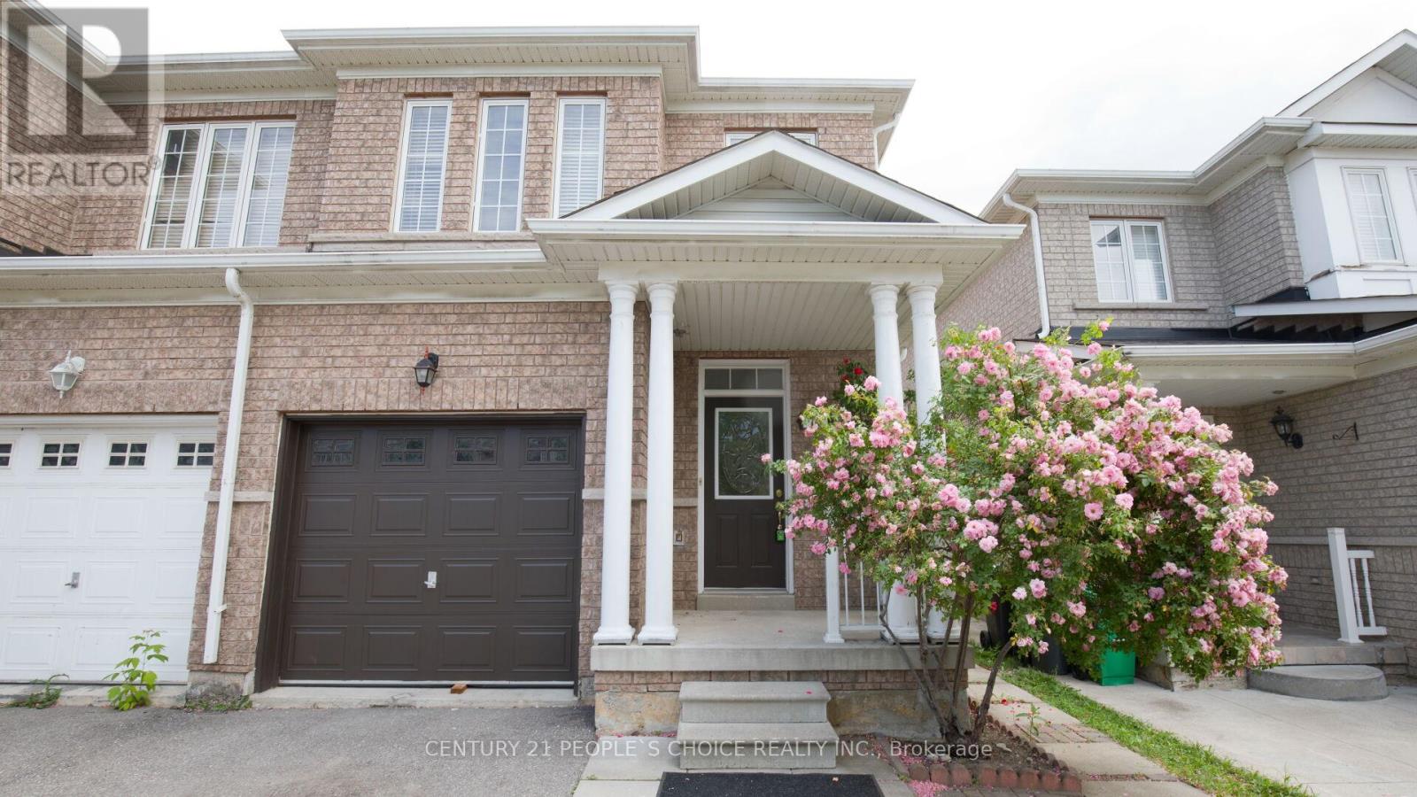 Property at 74 EASTVIEW GATE image 1