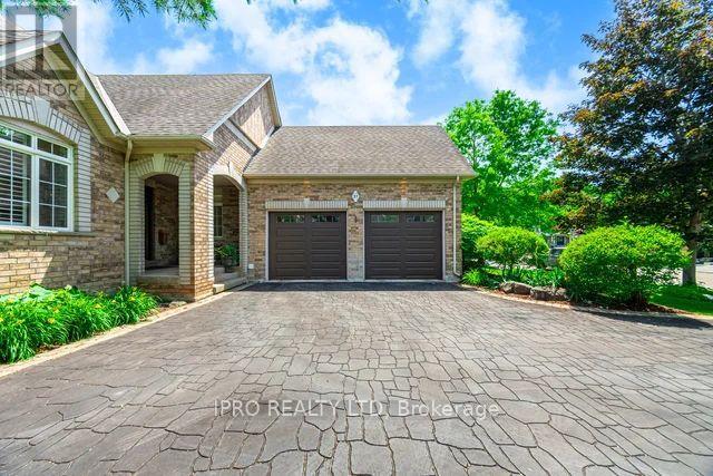 Property at 37 LINKS LANE image 2