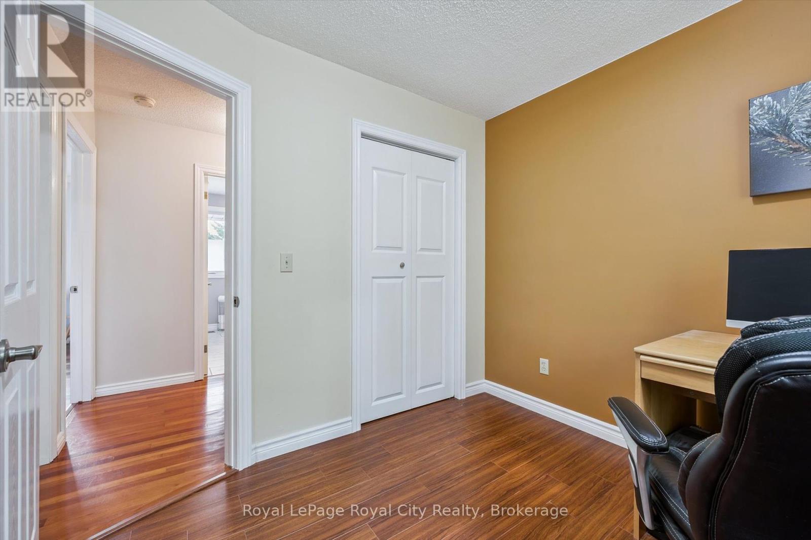 9 Dunhill Crescent, Guelph, Ontario  N1H 8A3 - Photo 22 - X12246901