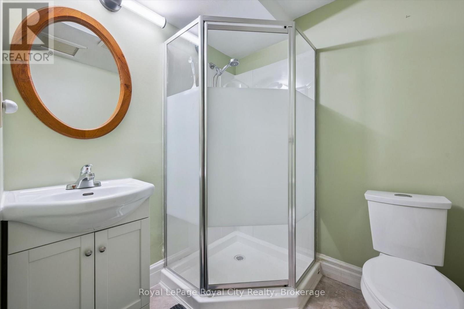 9 Dunhill Crescent, Guelph, Ontario  N1H 8A3 - Photo 28 - X12246901