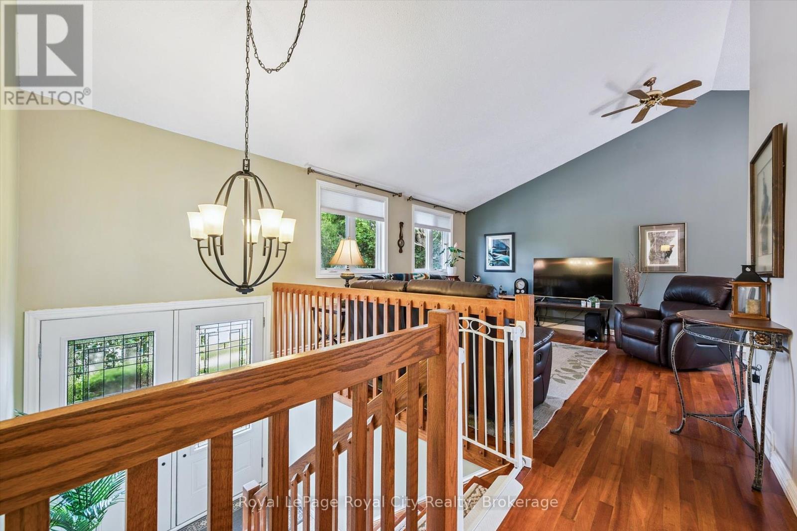 9 Dunhill Crescent, Guelph, Ontario  N1H 8A3 - Photo 6 - X12246901