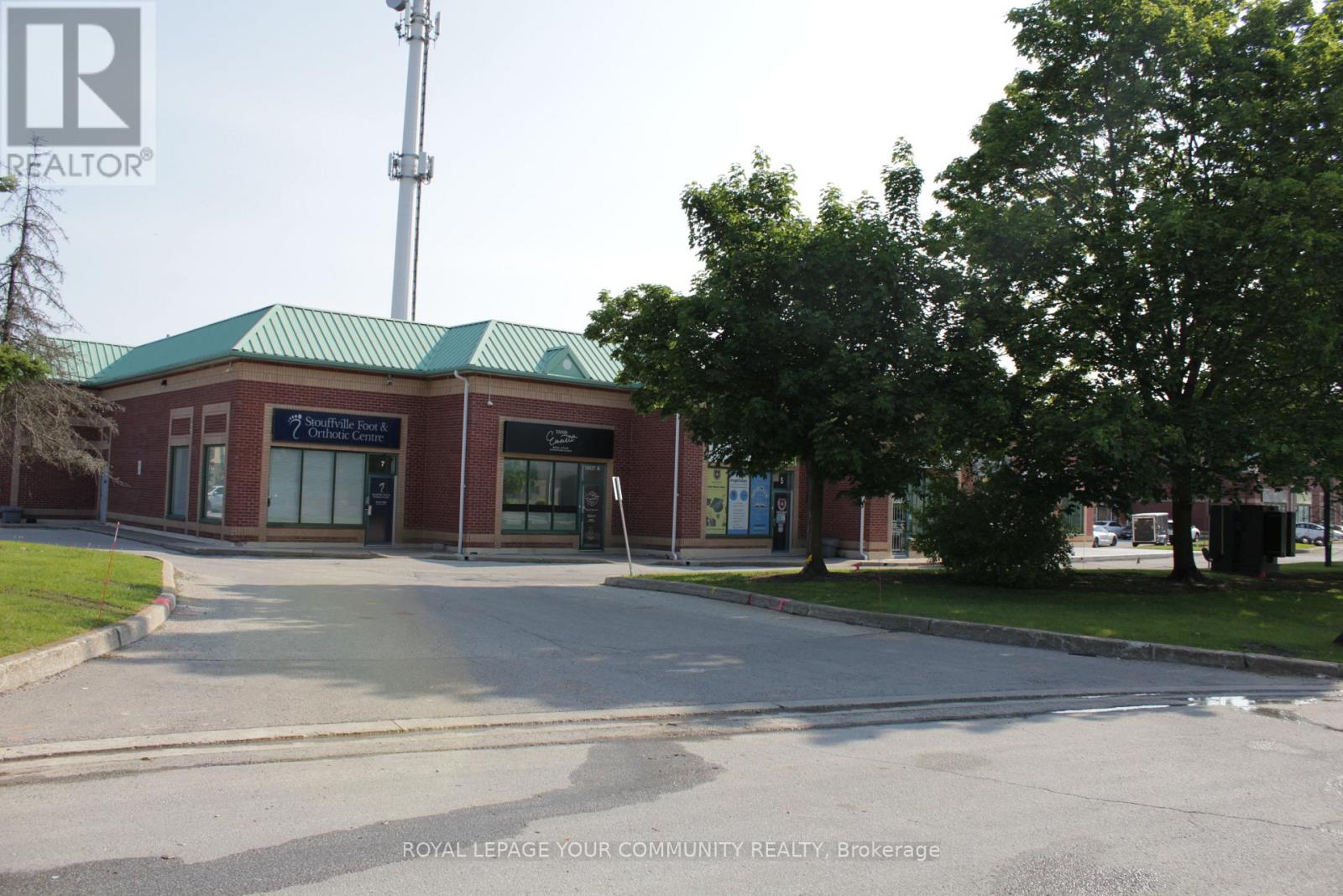 6 - 100 Ringwood Drive, Whitchurch-Stouffville, Ontario  L4A 1A9 - Photo 2 - N12242298