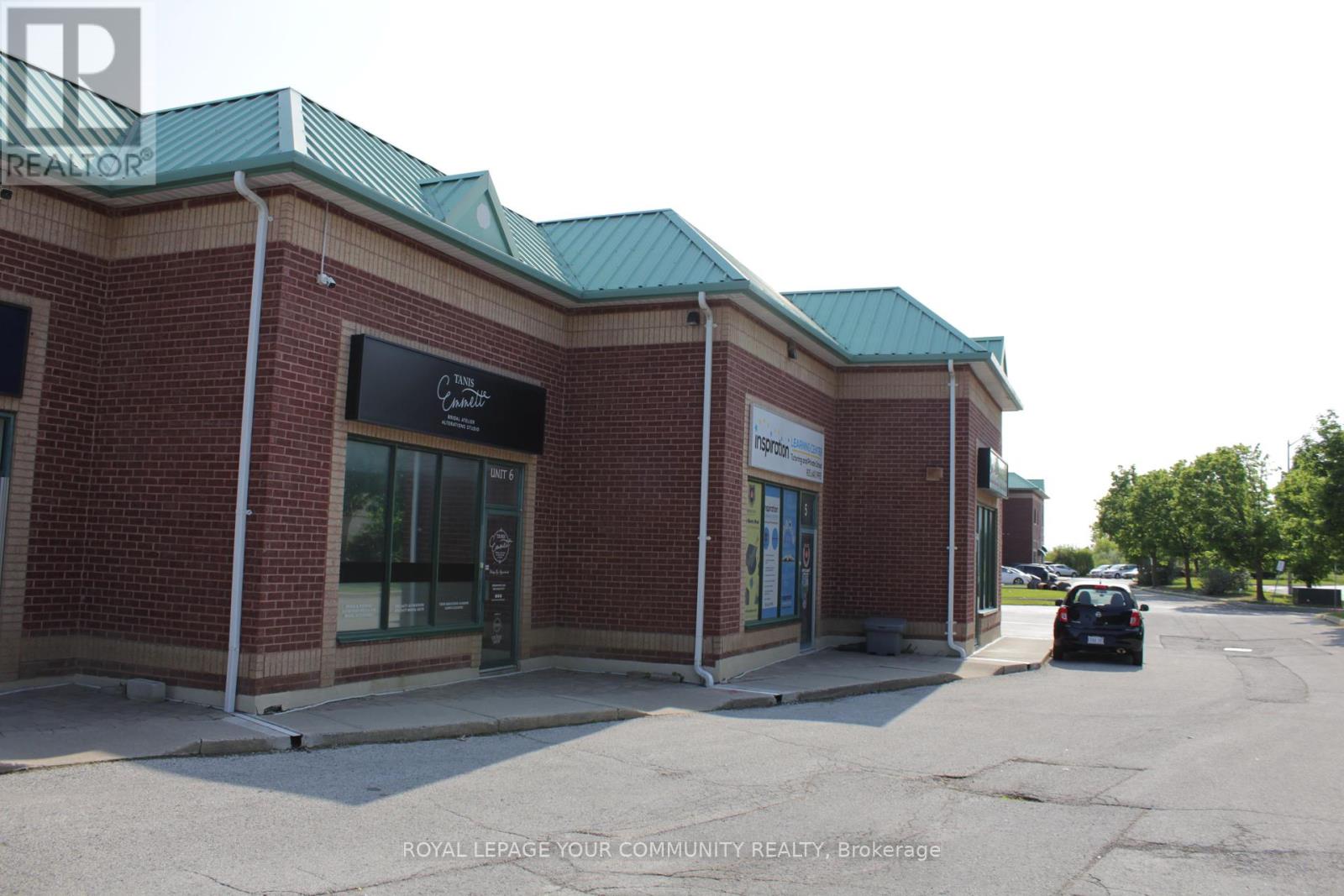 6 - 100 Ringwood Drive, Whitchurch-Stouffville, Ontario  L4A 1A9 - Photo 3 - N12242298