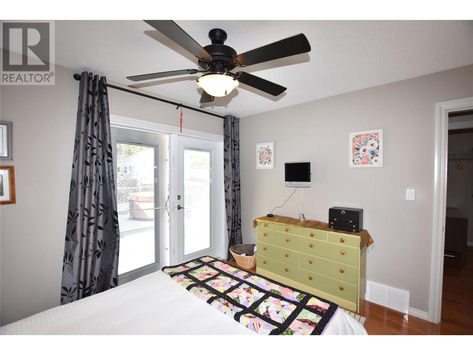 39 Lakeshore Drive, Vernon, British Columbia  V1H 2A1 - Photo 19 - 10353684