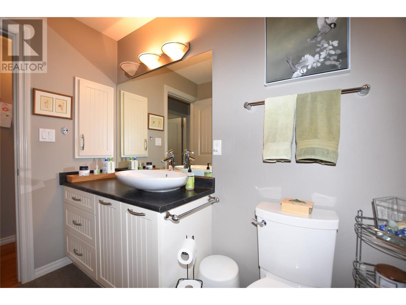 39 Lakeshore Drive, Vernon, British Columbia  V1H 2A1 - Photo 28 - 10353684