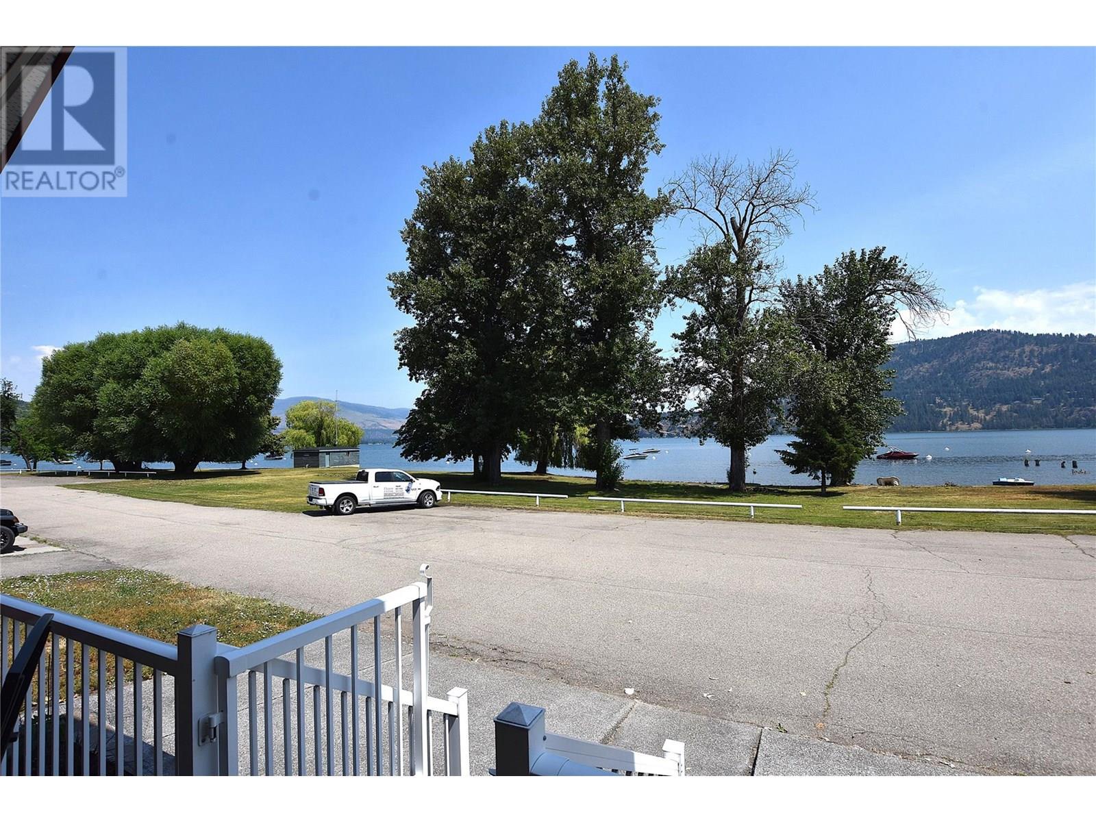 39 Lakeshore Drive, Vernon, British Columbia  V1H 2A1 - Photo 34 - 10353684