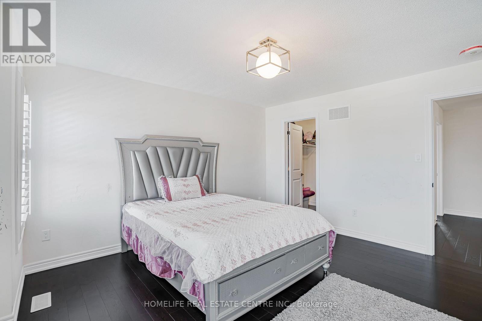 159 Terry Fox Drive, Barrie, Ontario  L9S 2Z8 - Photo 12 - S12244984