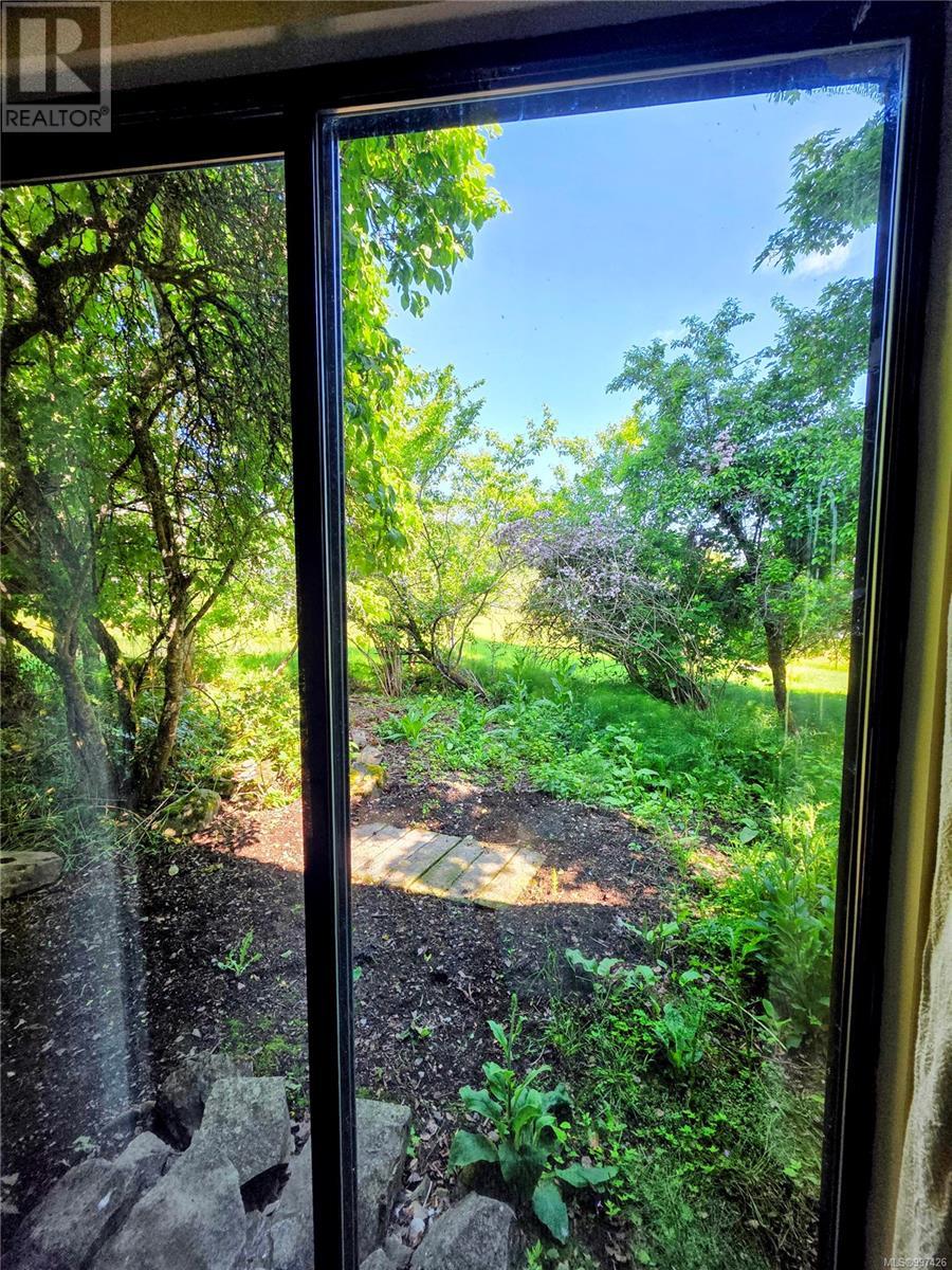 4505 Bedwell Harbour Rd, Pender Island, British Columbia  V0N 2M1 - Photo 19 - 997426