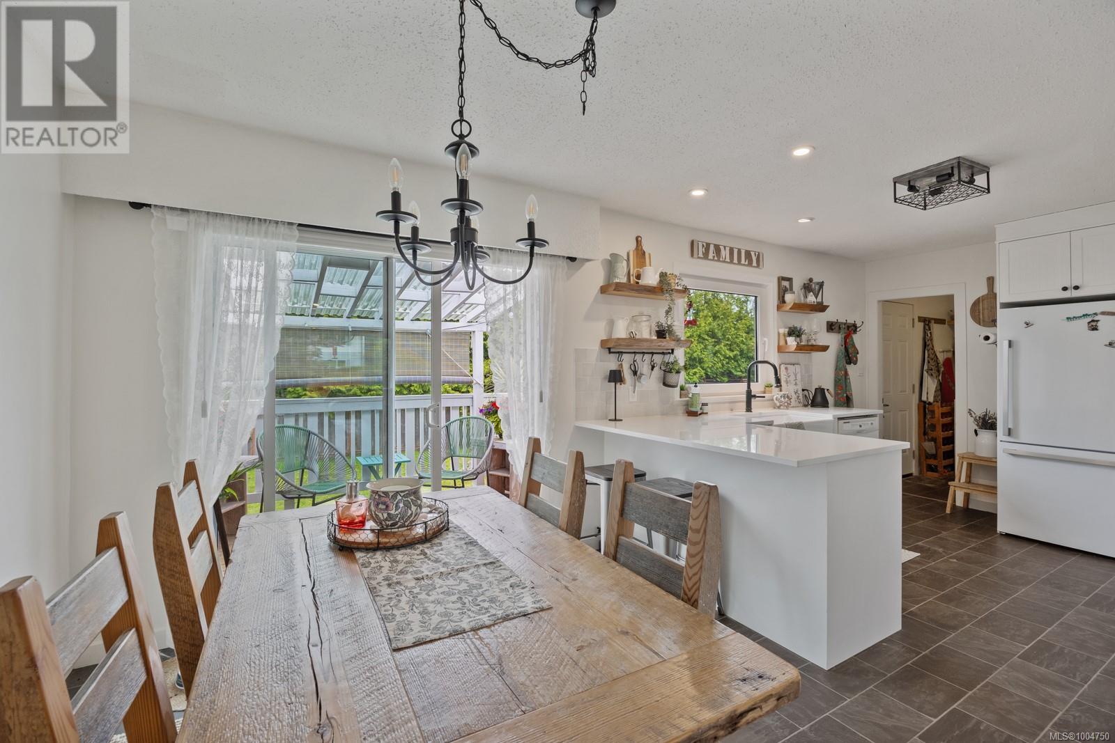275 Centennial Dr, Courtenay, British Columbia  V9N 5R6 - Photo 7 - 1004750