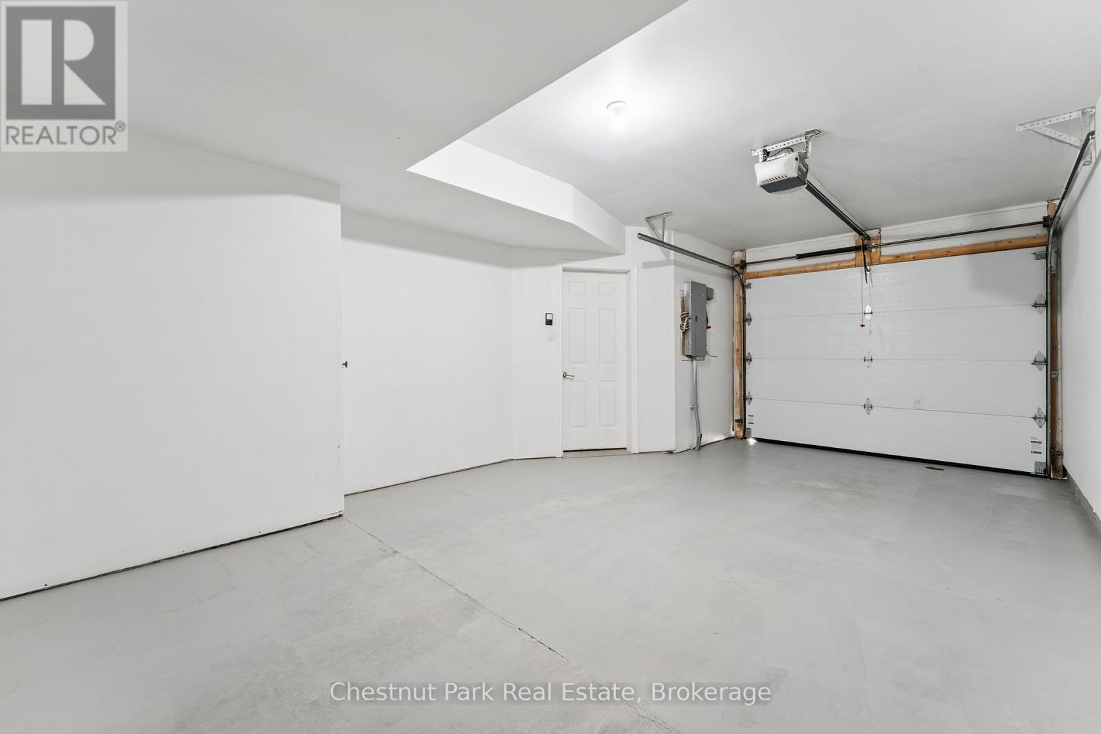 19 - 37 Silver Street, Huntsville, Ontario  P1H 1M2 - Photo 28 - X12246458