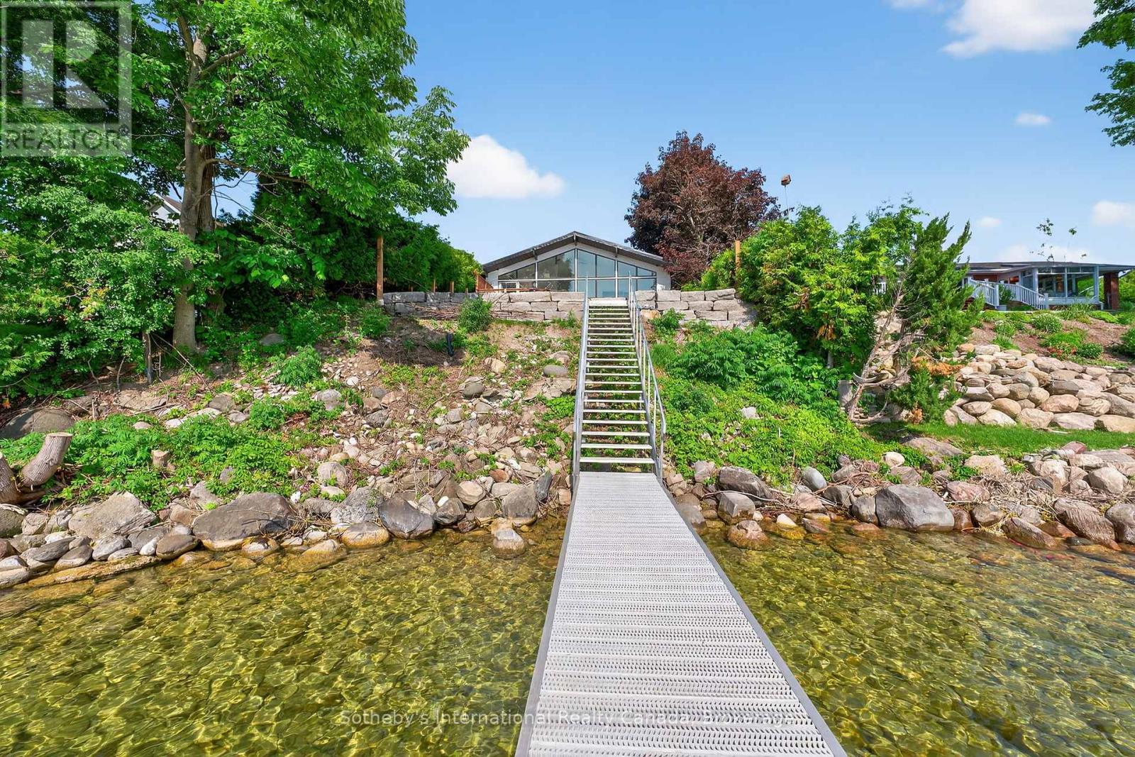 211 Moon Point Drive, Oro-Medonte, Ontario  L3V 6H1 - Photo 28 - S12247176