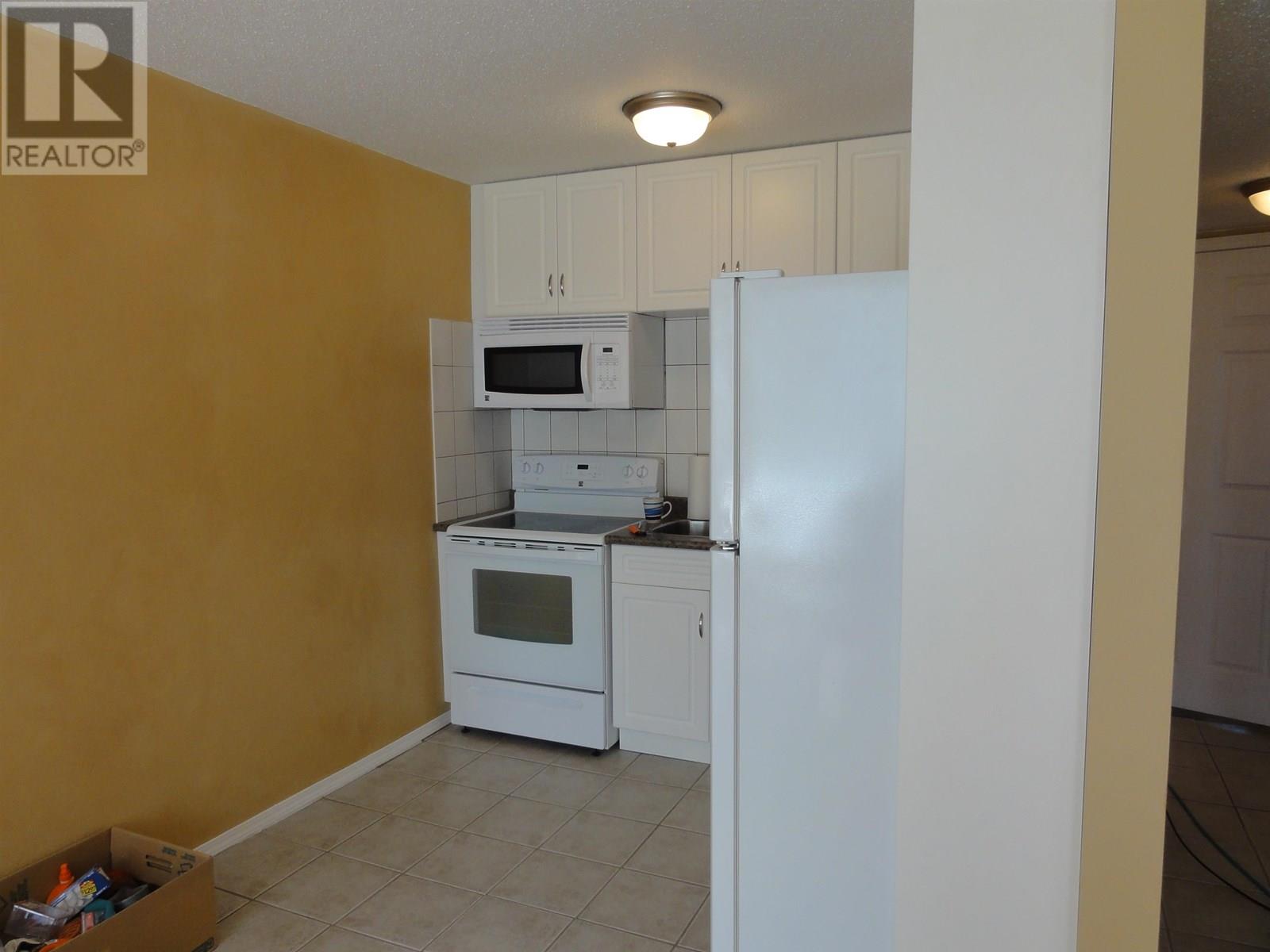 5411 W 54 Avenue, Fort Nelson, British Columbia  V0C 1R0 - Photo 23 - R3020146