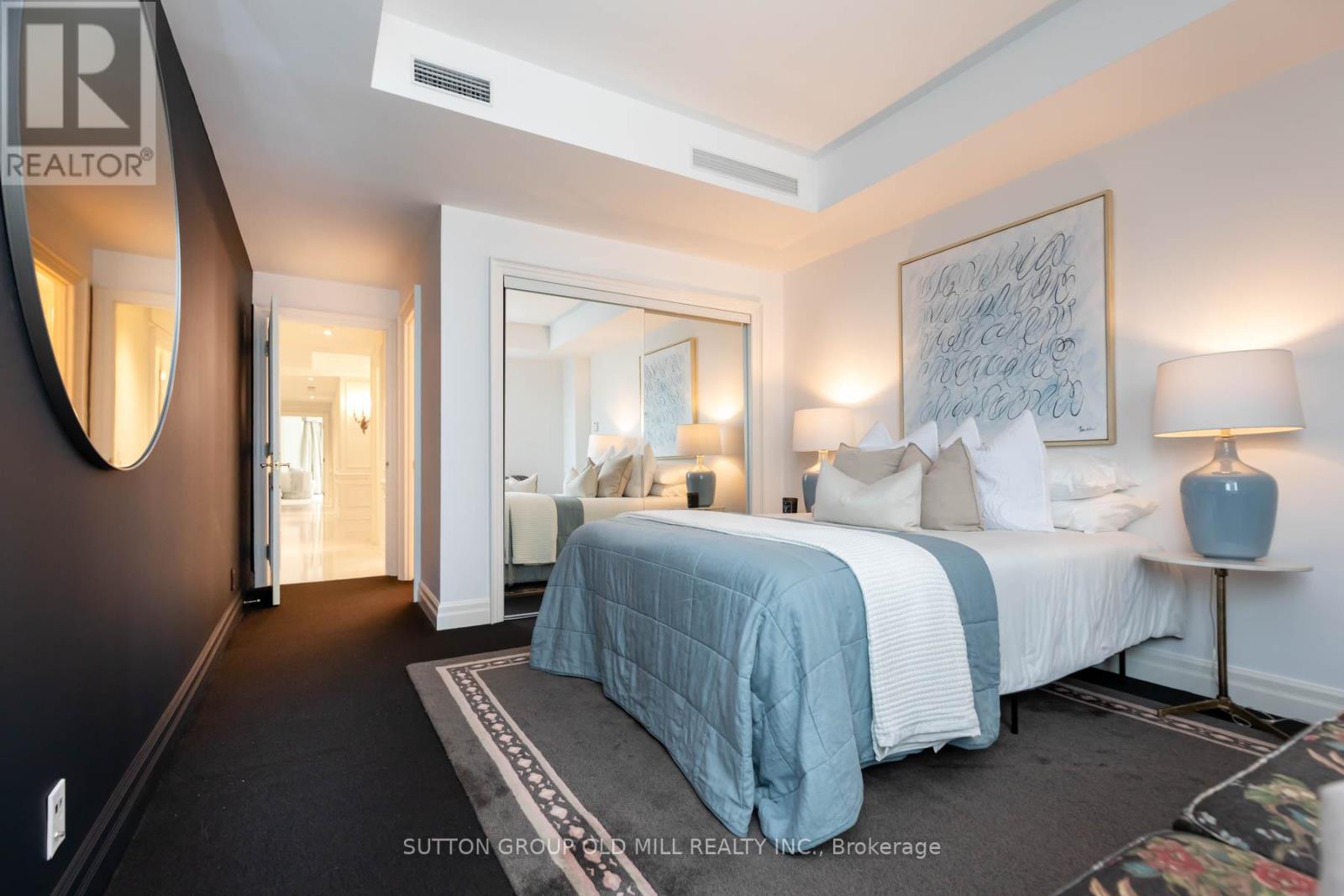 700 - 38 Avenue Road, Toronto, Ontario  M5R 2G2 - Photo 32 - C12210832