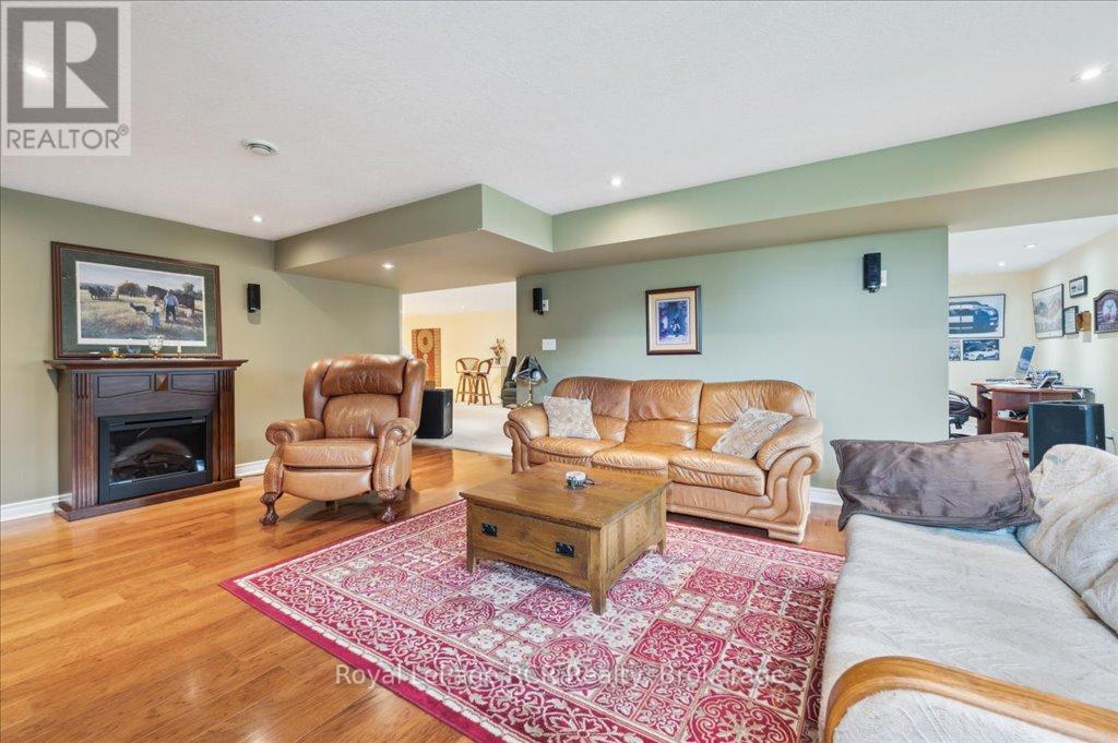 392492 Southgate Sdrd 39 Side Road, Southgate, Ontario  N0G 2A0 - Photo 24 - X12247160