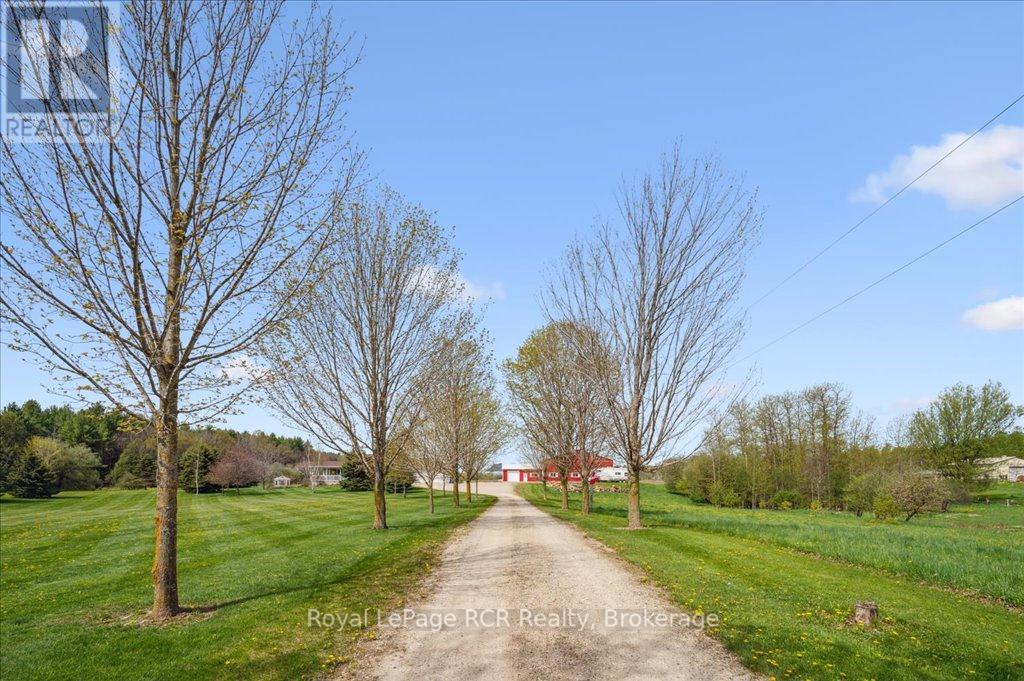 Property at 392492 SOUTHGATE SDRD 39 SIDE ROAD image 4