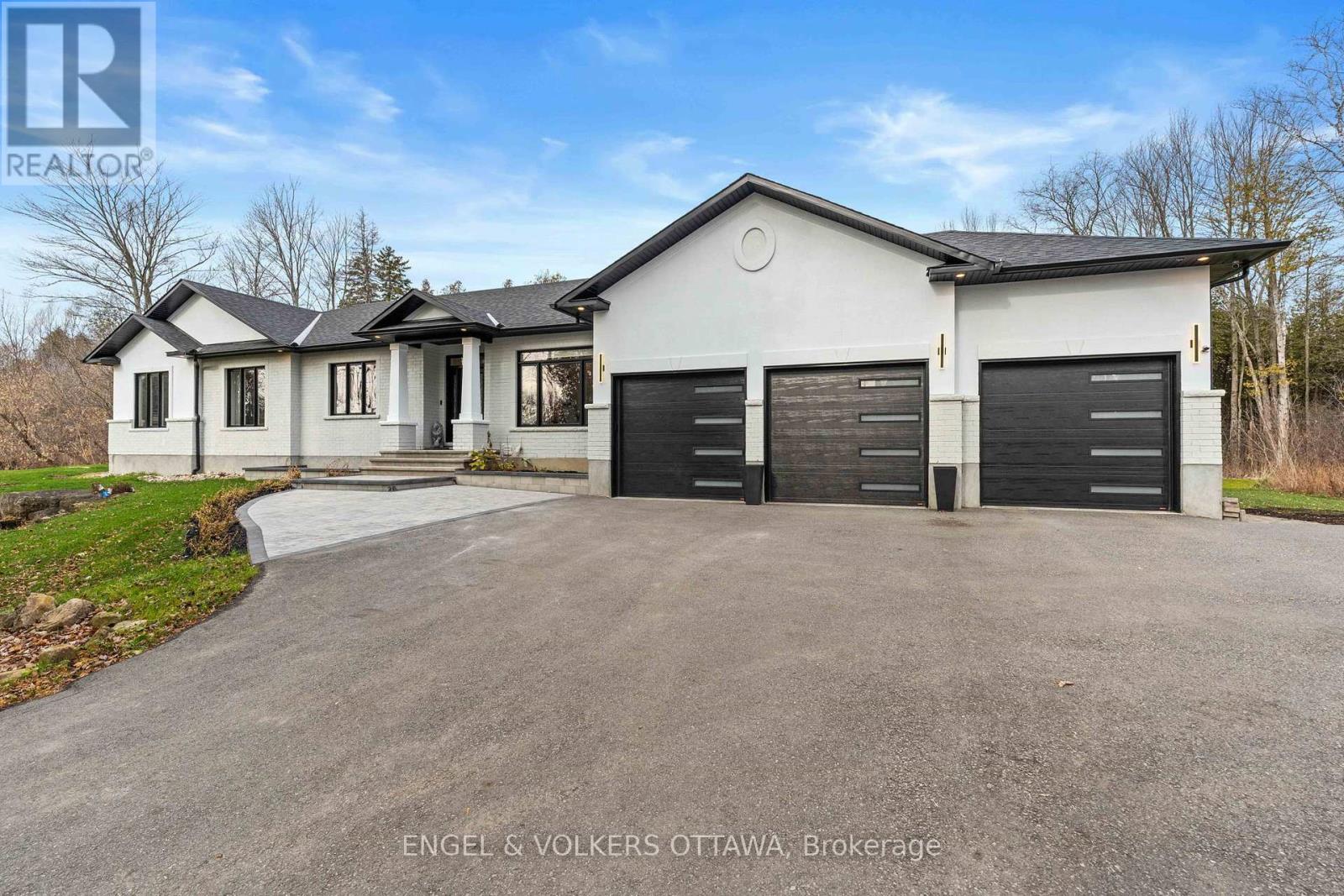 Property at 1108 MEADOWSHIRE WAY SW image 3