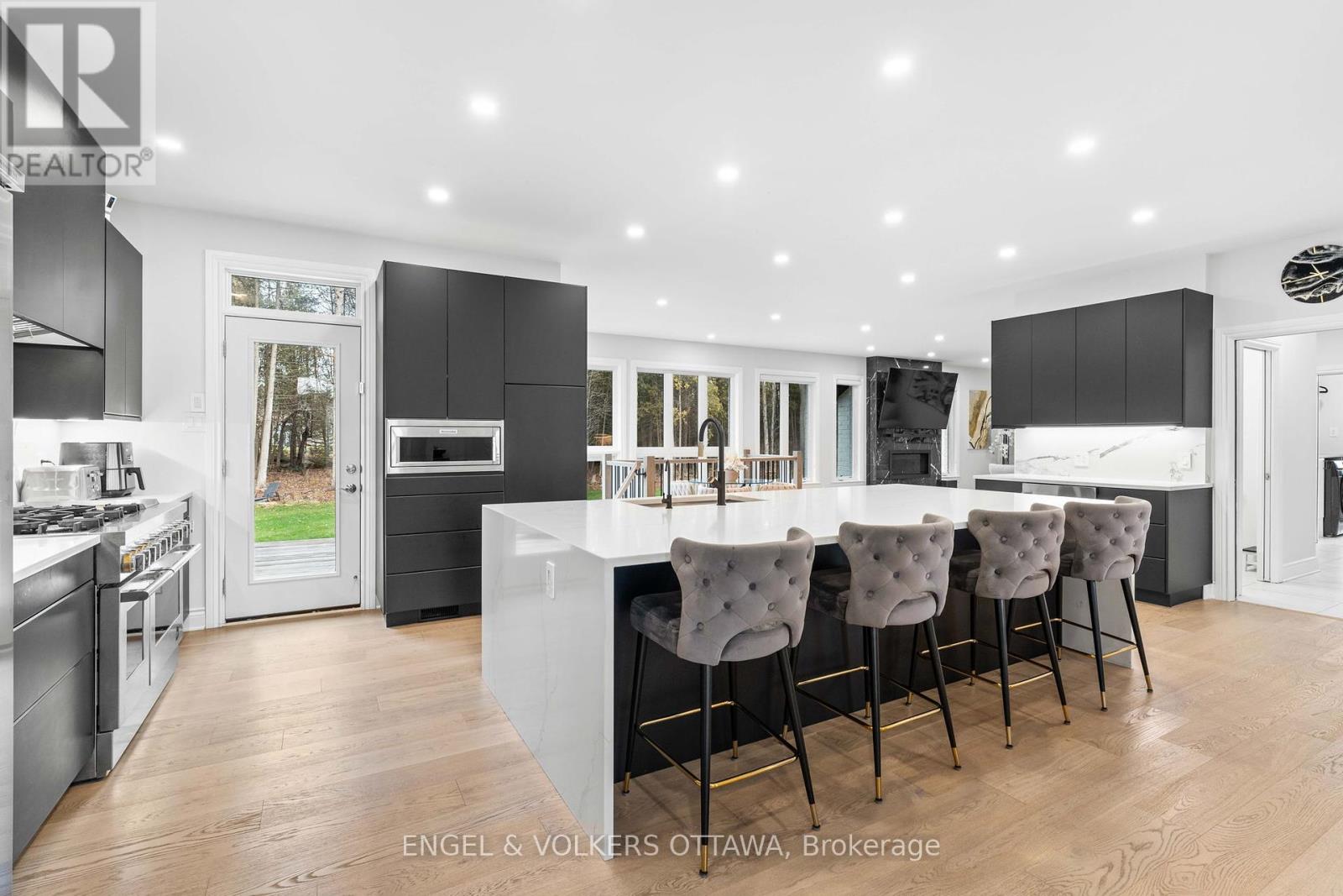 Property at 1108 MEADOWSHIRE WAY SW image 5