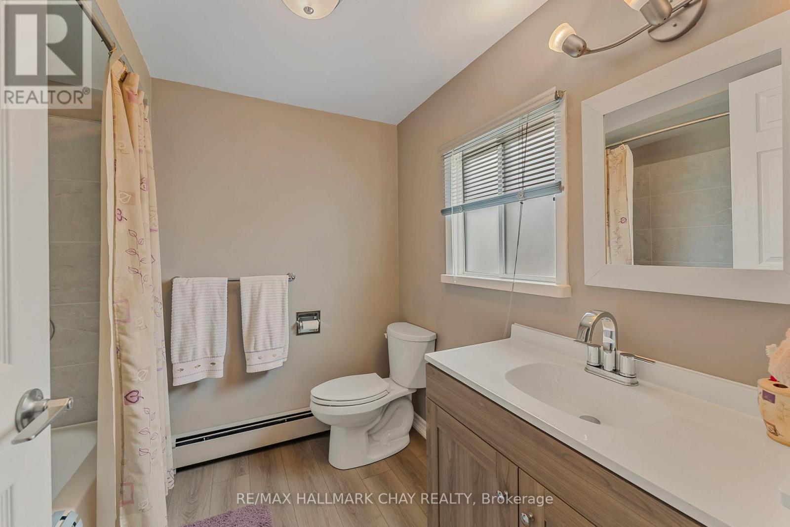 2617 Leonard Street, Innisfil, Ontario  L9S 3V3 - Photo 23 - N12156947