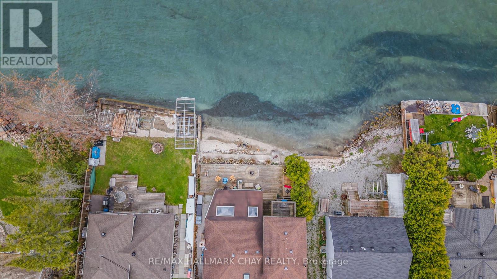 Property at 2617 LEONARD STREET image 4