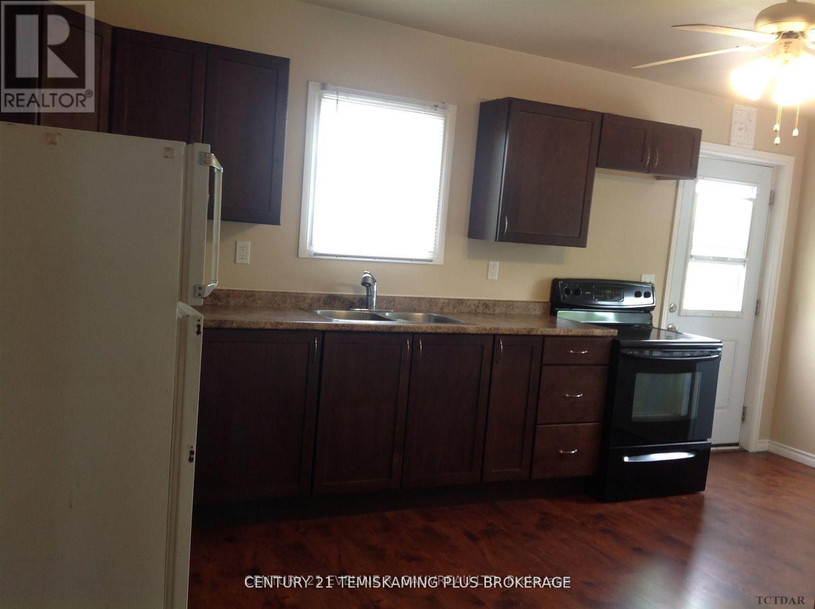 283 Meridian Avenue, Temiskaming Shores, Ontario P0J 1K0 - Photo 7 - T12231090