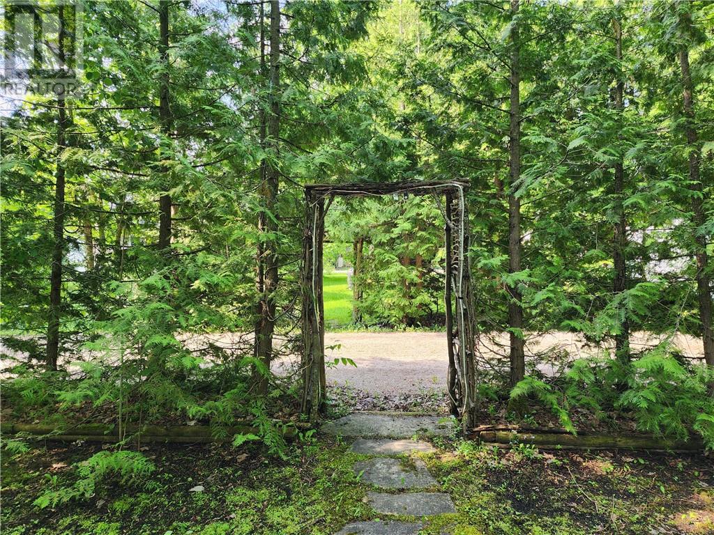 311 #17 Crosshill Rd., M'chigeeng, Ontario  P0P 1G0 - Photo 12 - 2123012