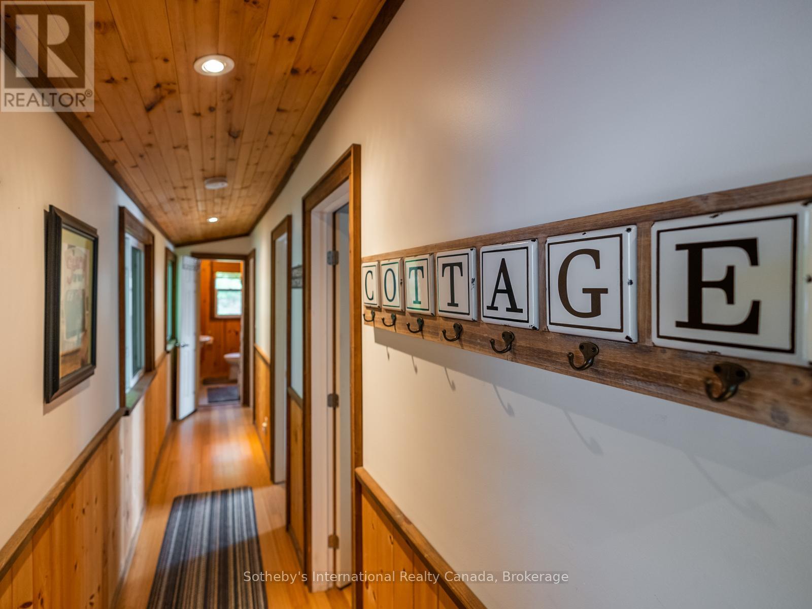 1040 Kahshe Lake, Gravenhurst, Ontario  P0E 1G0 - Photo 13 - X12246033