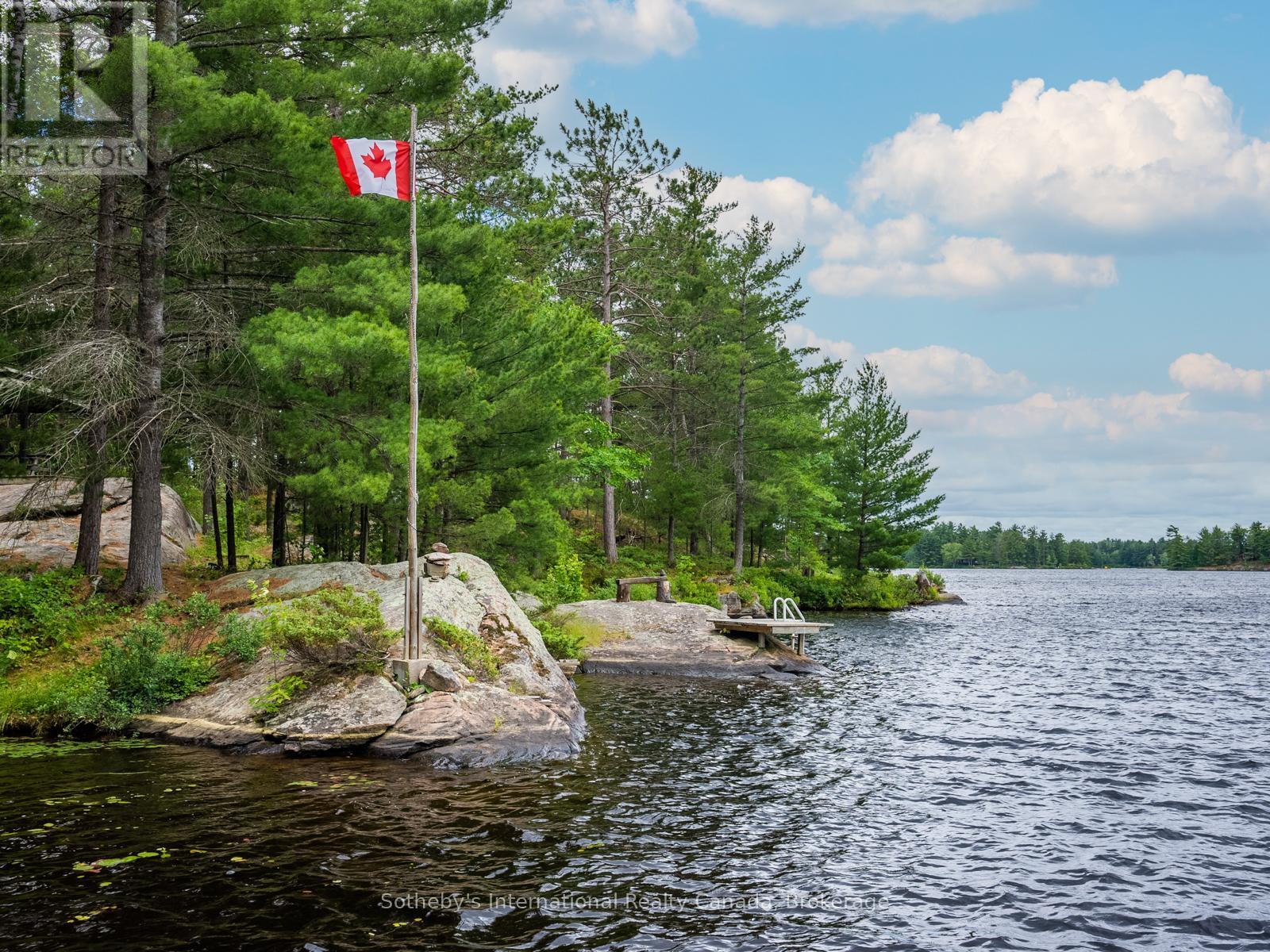 1040 Kahshe Lake, Gravenhurst, Ontario  P0E 1G0 - Photo 22 - X12246033