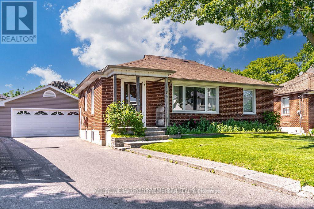 Property at 74 ROBERTA DRIVE image 1