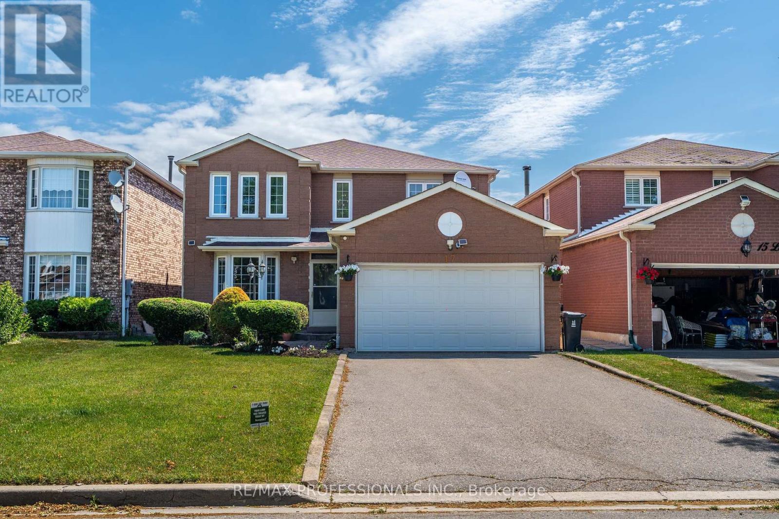 Property at 17 LAVERY TRAIL image 1