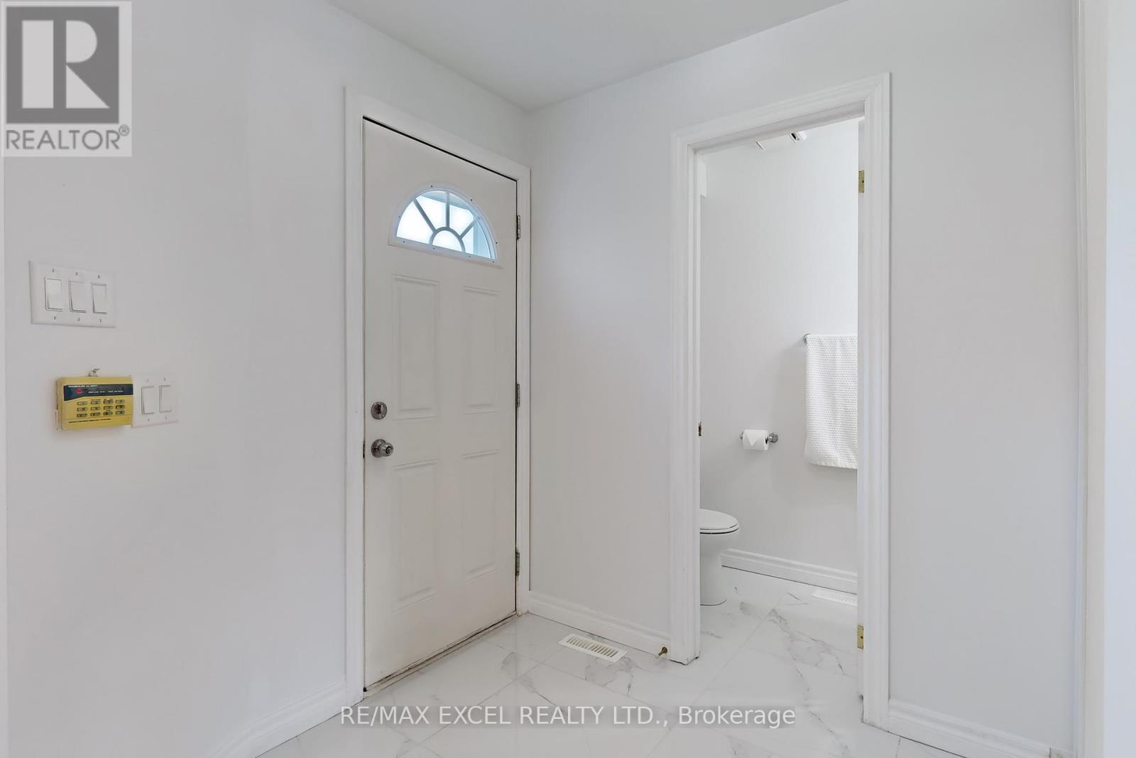 Property at 29 GREEN SPRING DRIVE image 2