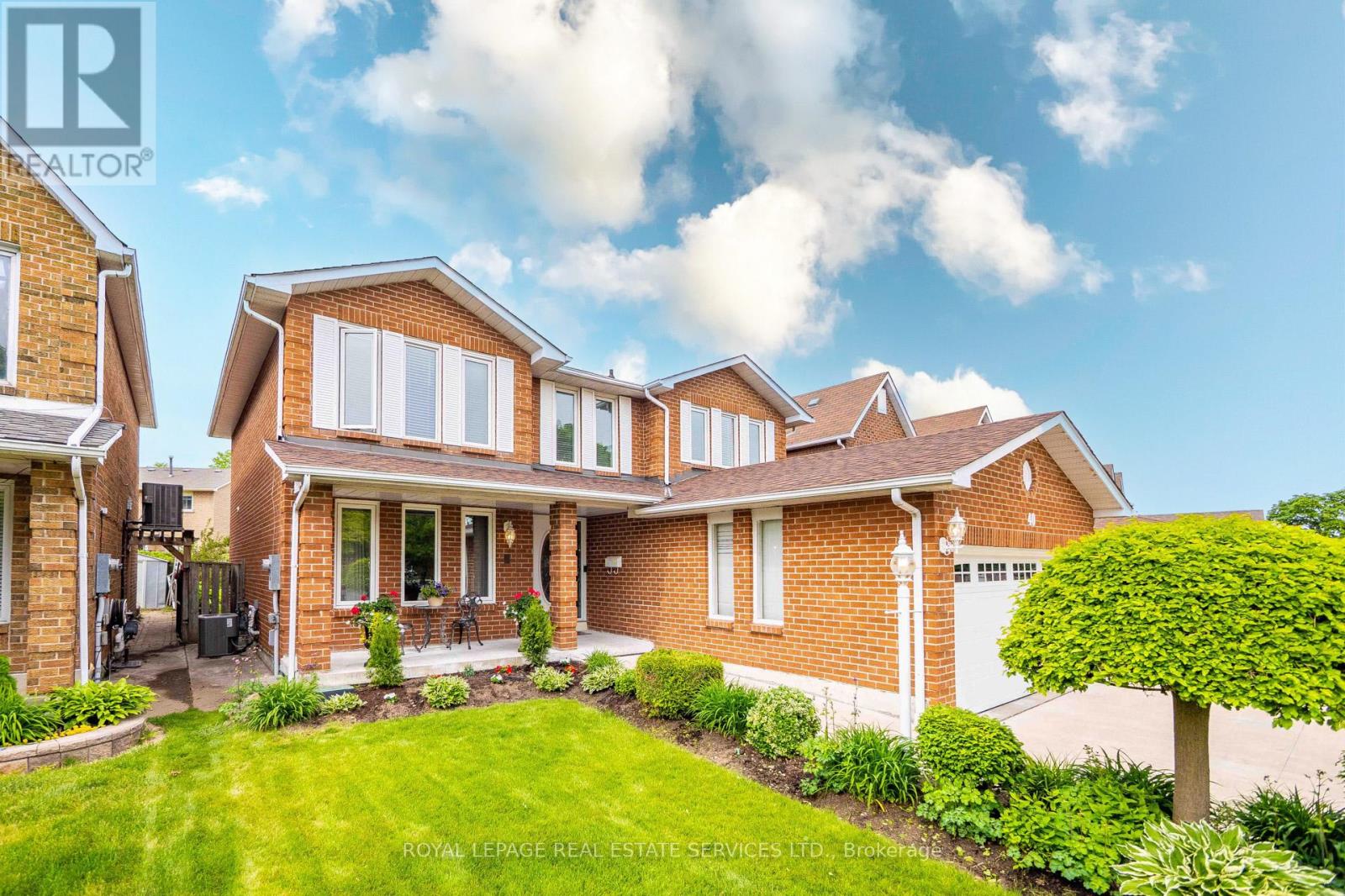 Property at 40 CANMORE BOULEVARD image 2
