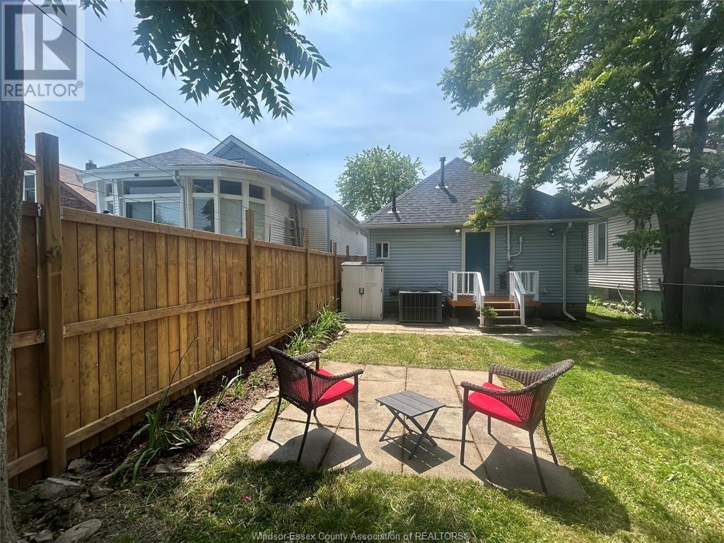 1030 Highland Avenue, Windsor, Ontario  N9A 1R7 - Photo 10 - 25016152
