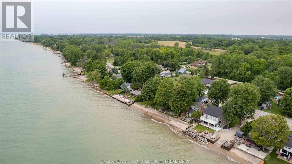 235 Lakewood Drive, Amherstburg, Ontario  N9V 2Y8 - Photo 6 - 25016163