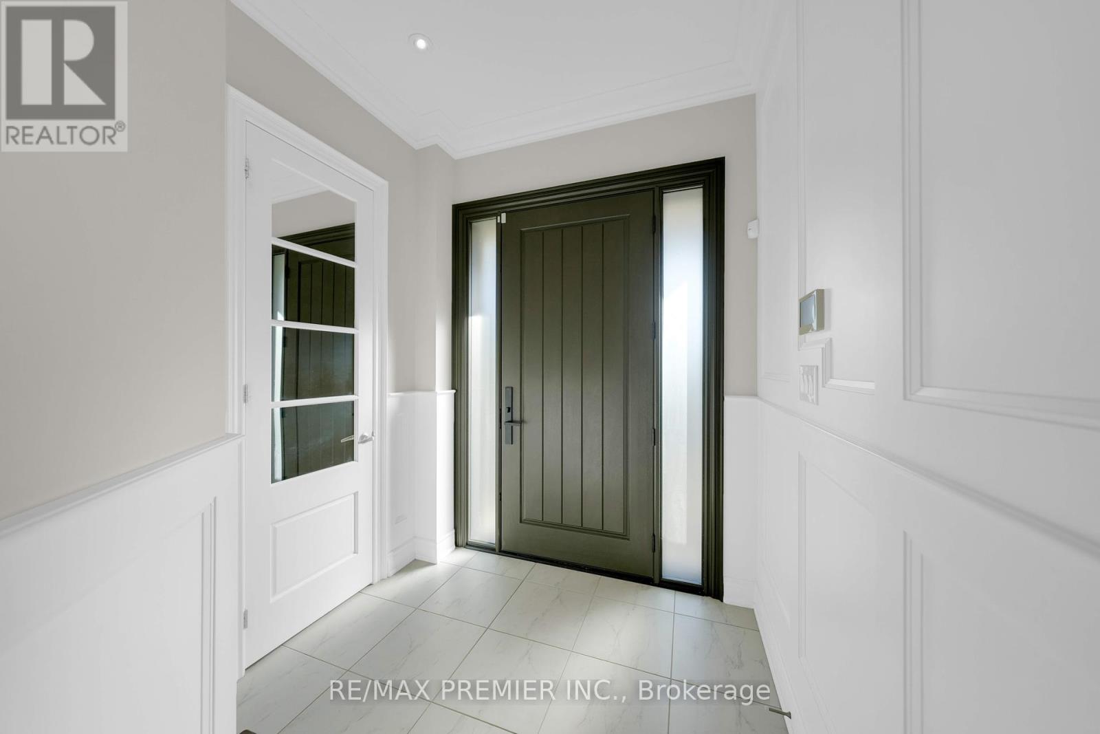 Property at 67 GARYSCHOLL ROAD image 3