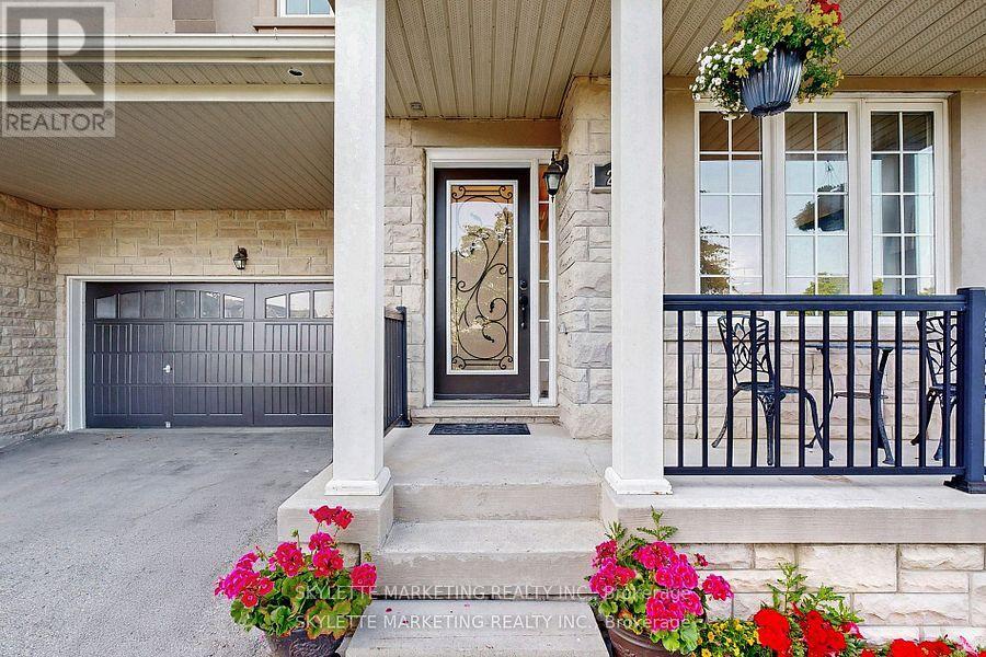 Property at 237 WOODSPRING AVENUE image 3