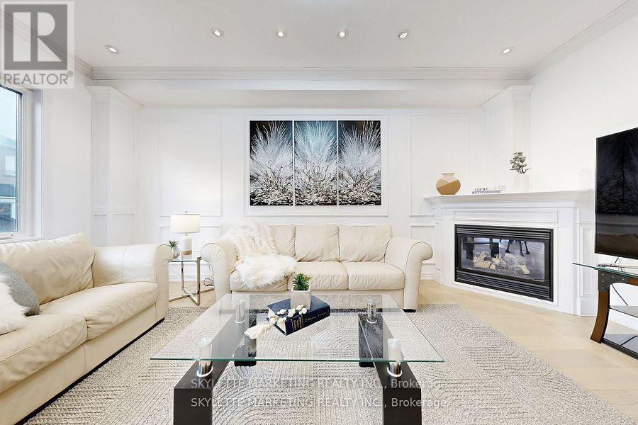 Property at 237 WOODSPRING AVENUE image 5
