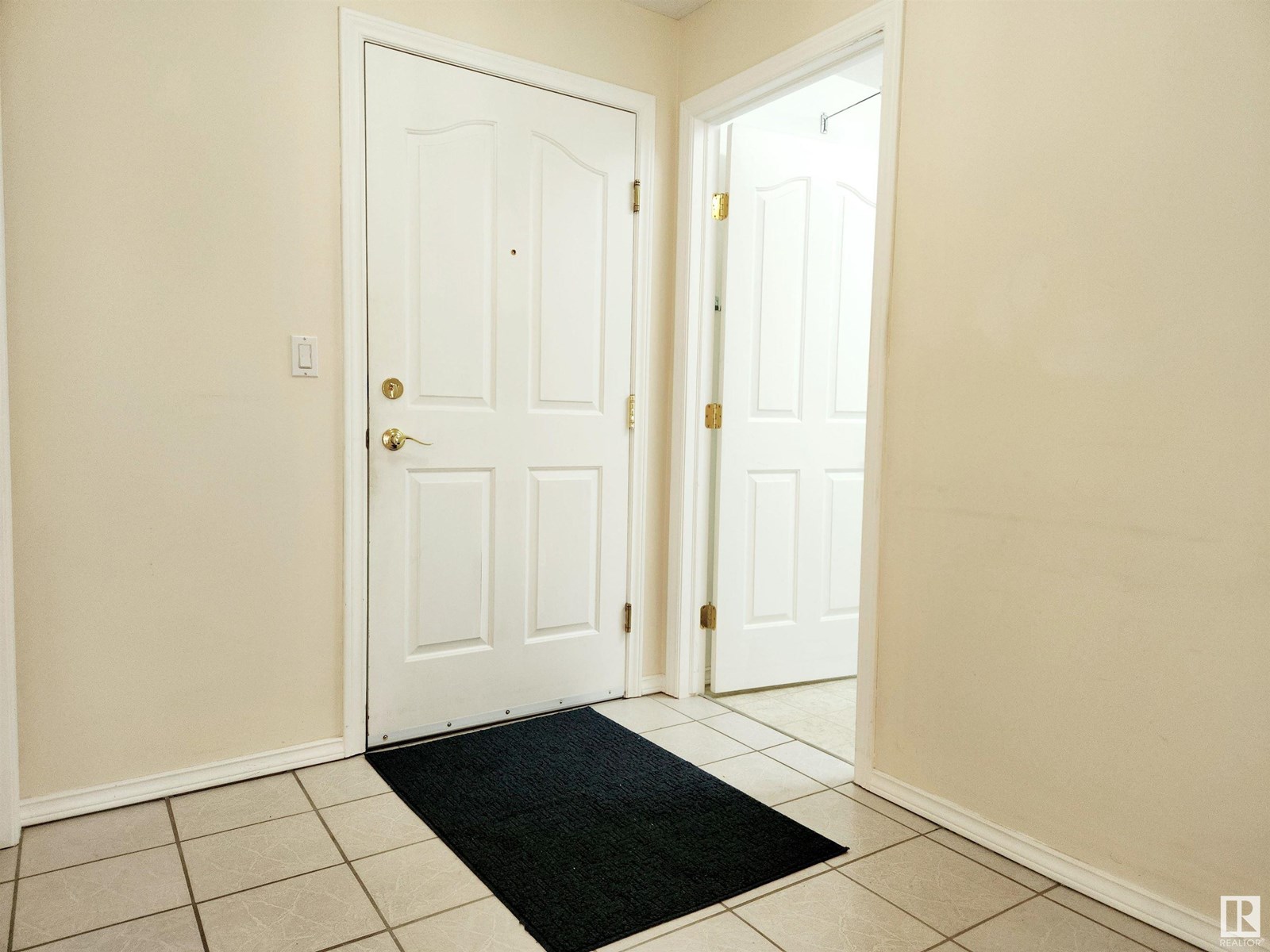 Property at #326 6703 172 ST NW image 3