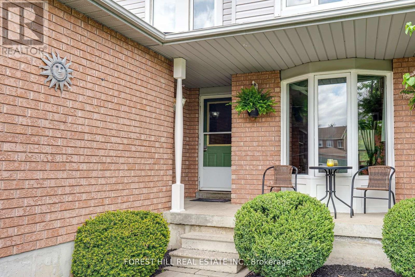 Property at 44 QUANCE STREET image 2
