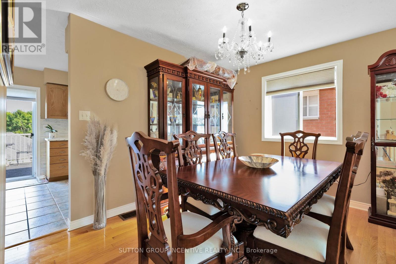 635 Wayne Crescent, Midland, Ontario  L4R 5E1 - Photo 8 - S12246987