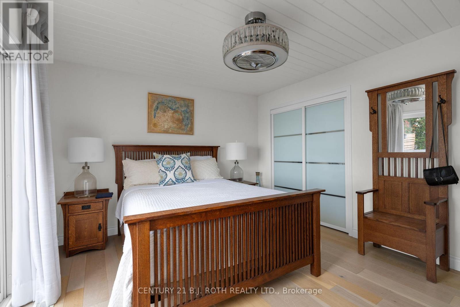 95 Lakeshore Road E, Oro-Medonte, Ontario  L0L 2E0 - Photo 15 - S12246991
