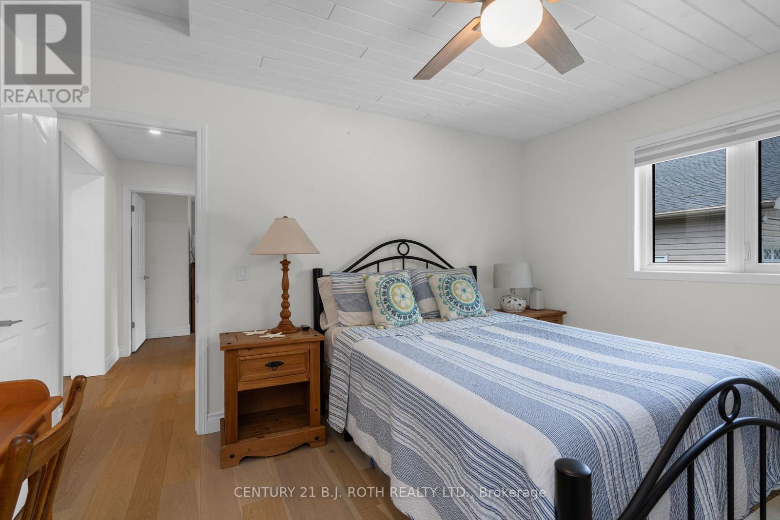 95 Lakeshore Road E, Oro-Medonte, Ontario  L0L 2E0 - Photo 17 - S12246991