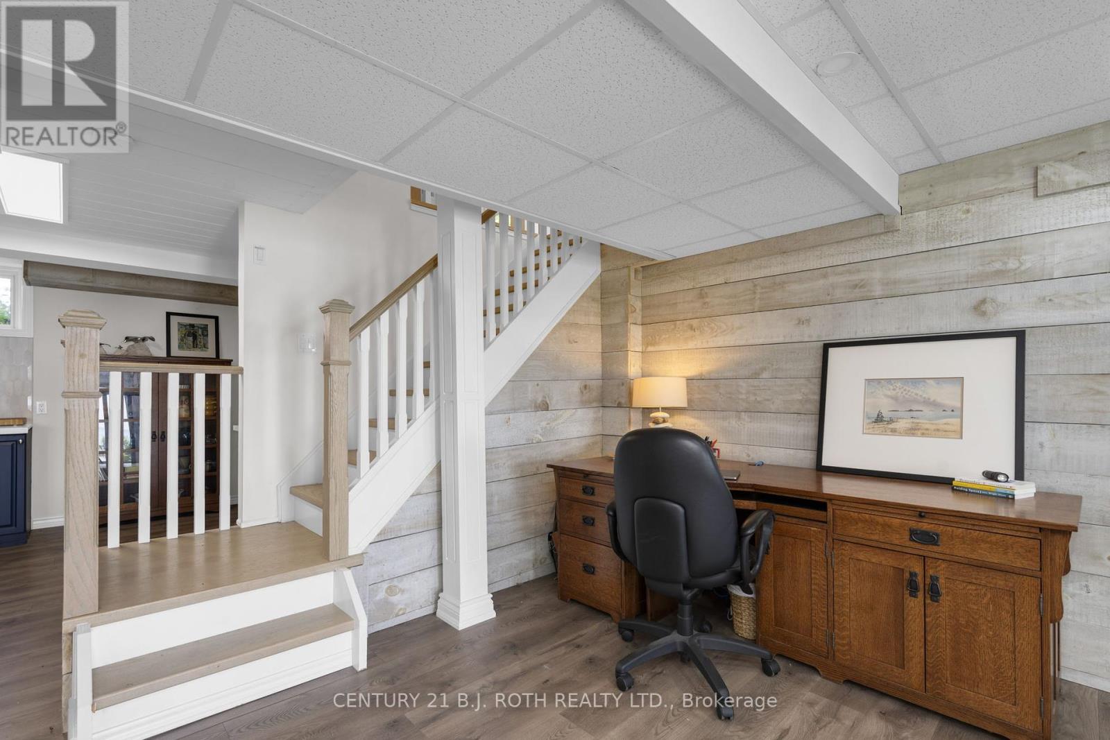95 Lakeshore Road E, Oro-Medonte, Ontario  L0L 2E0 - Photo 20 - S12246991