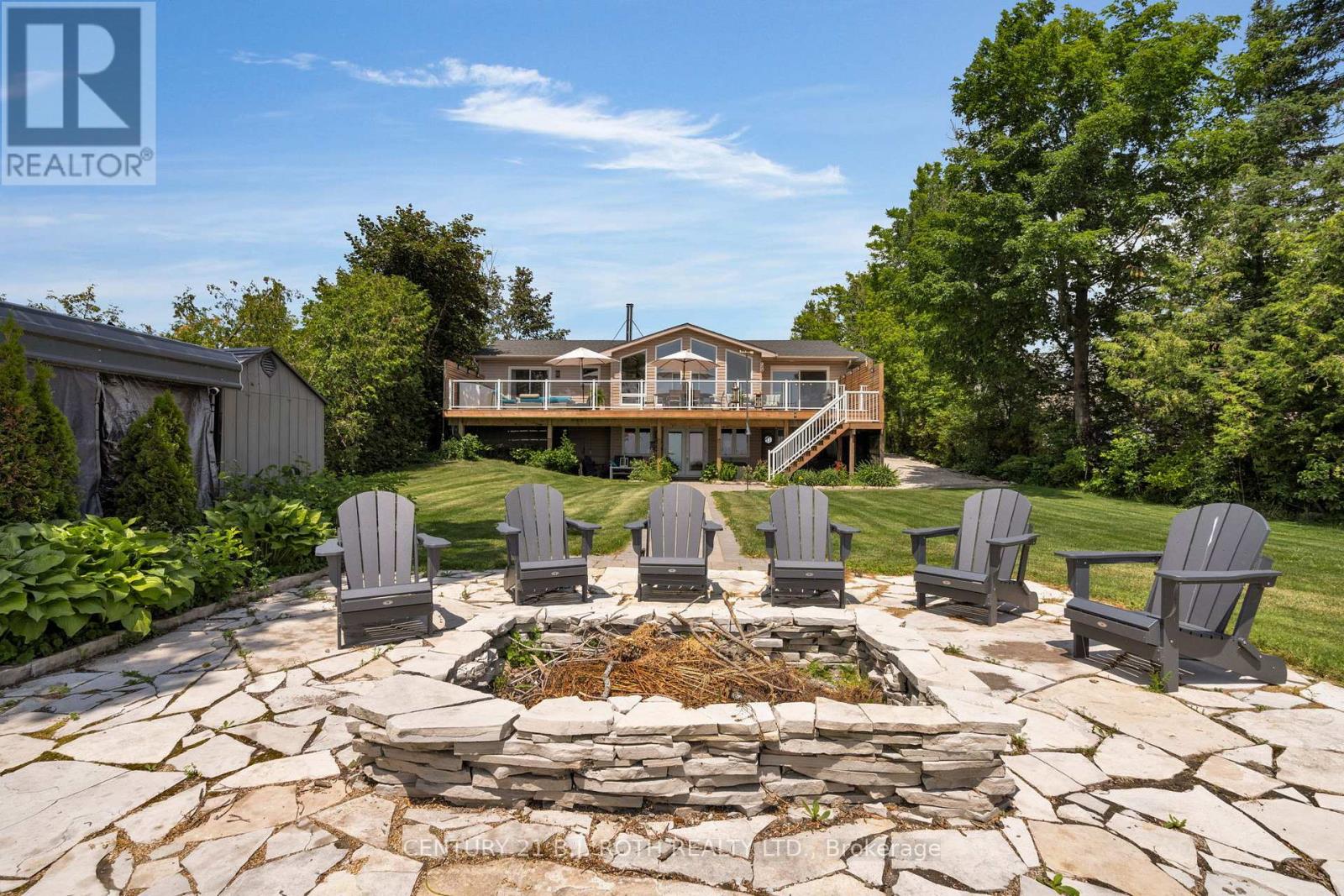 95 Lakeshore Road E, Oro-Medonte, Ontario  L0L 2E0 - Photo 35 - S12246991
