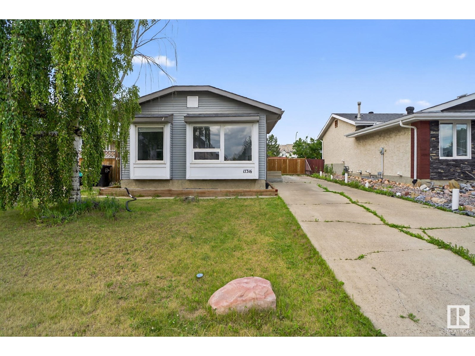 Property at 17316 94A AV NW image 1