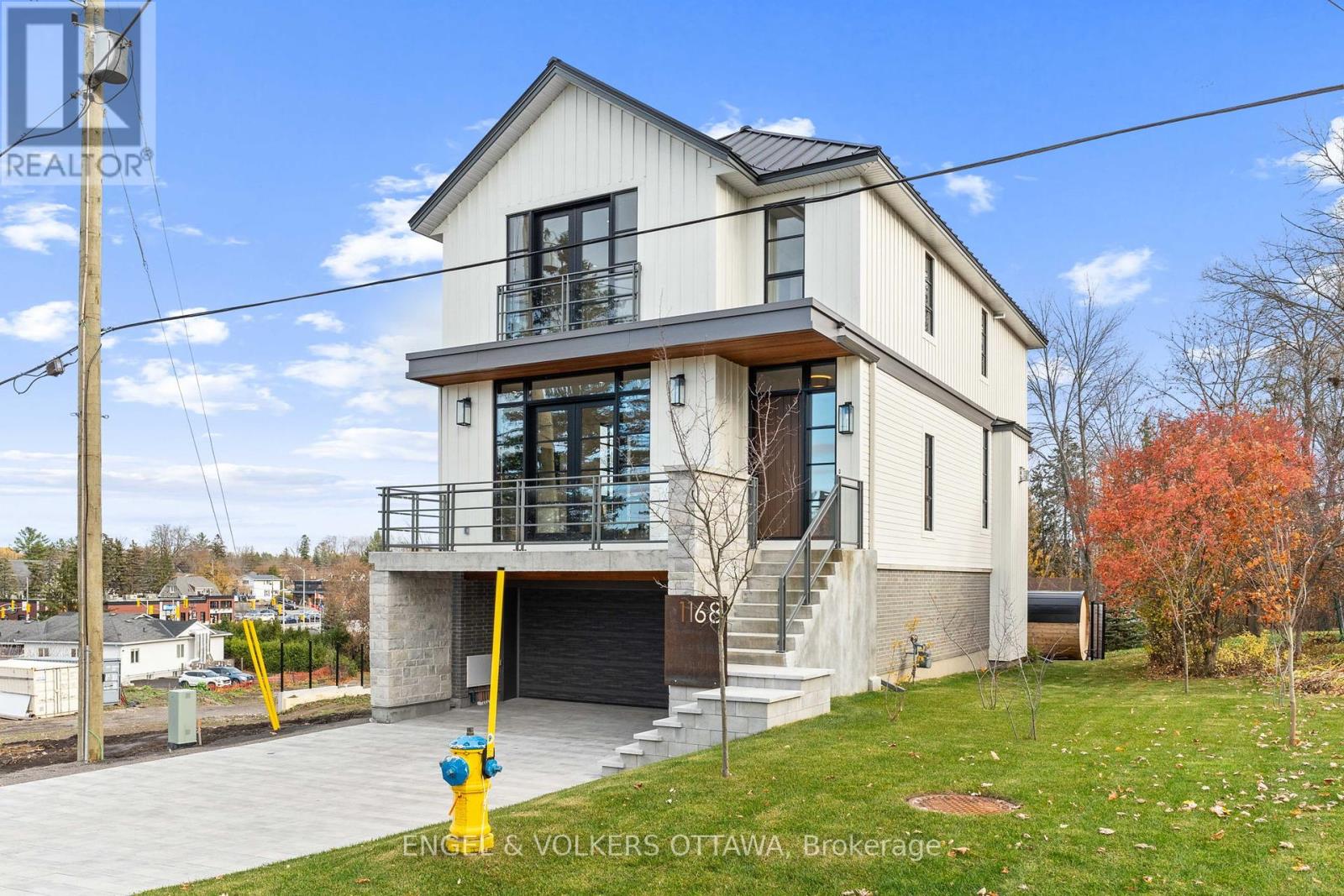Property at 1168 HIGHCROFT DRIVE image 1