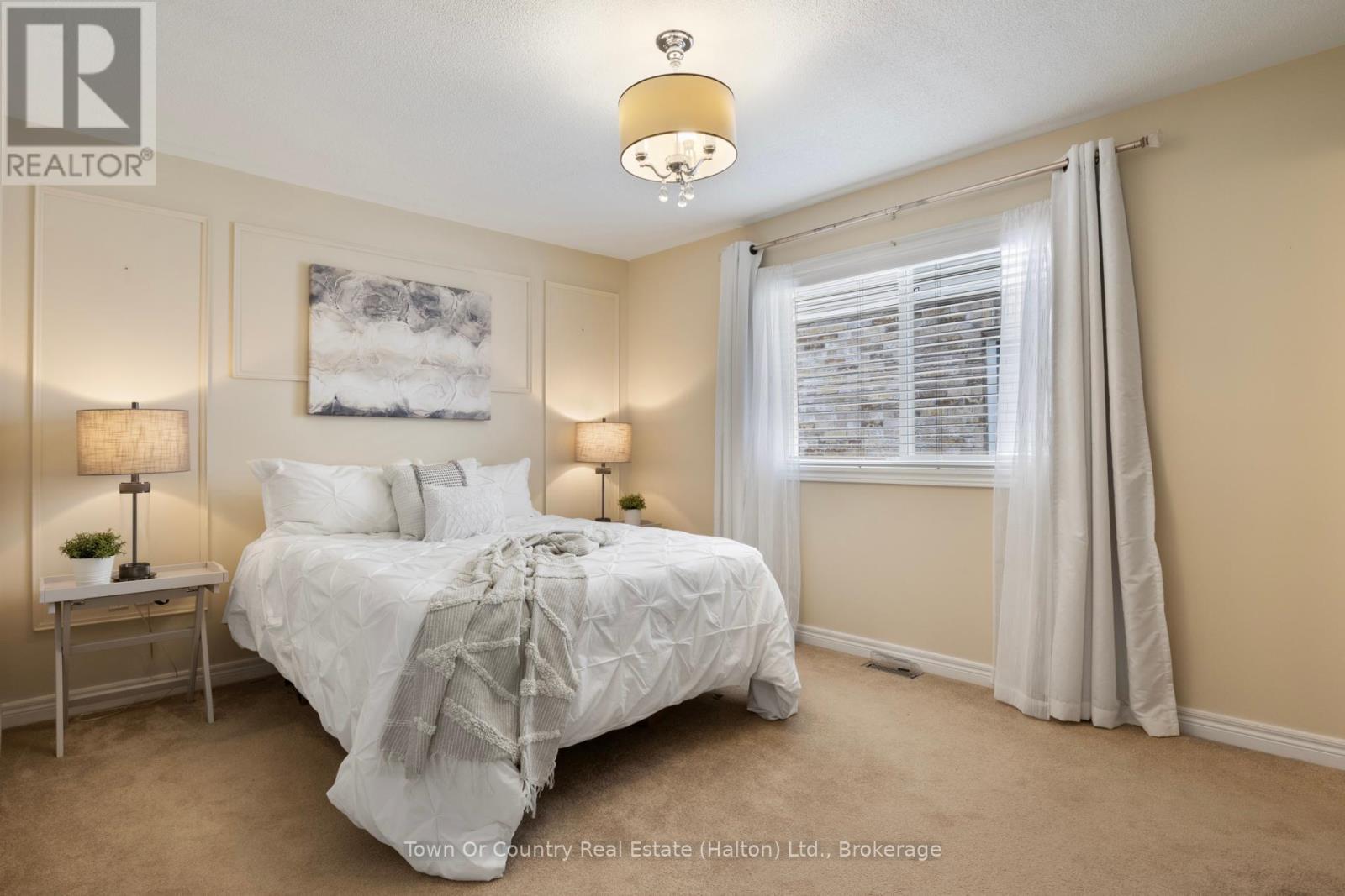 258 Malick Street, Milton, Ontario  L9T 5X1 - Photo 13 - W12247226