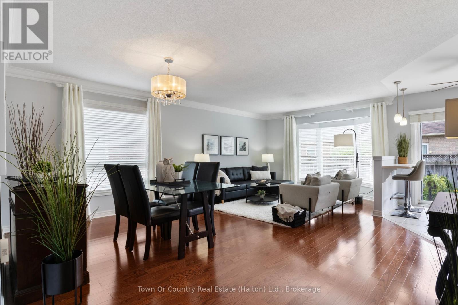 258 Malick Street, Milton, Ontario  L9T 5X1 - Photo 18 - W12247226