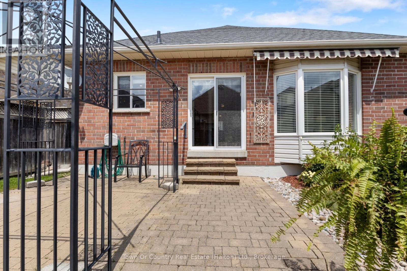 258 Malick Street, Milton, Ontario  L9T 5X1 - Photo 41 - W12247226