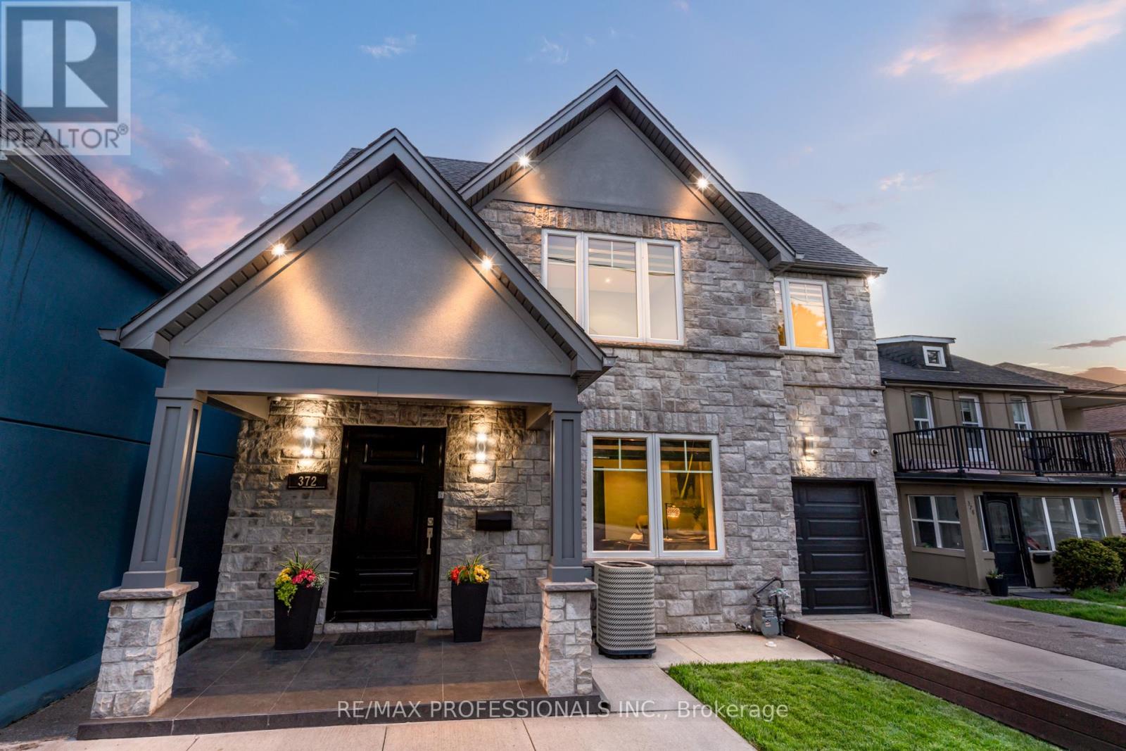 Property at 372 SILVERTHORN AVENUE image 1